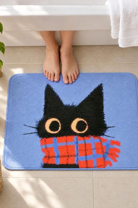 Black Cat Plaid Scarf Bath Mat, Winter Cat Decor — Cat Mom Gift